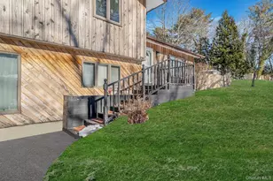 74 Hempstead Dr, Sound Beach, NY 11789 - Photo 20