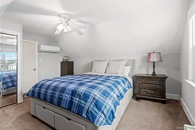 5643 195th Street, Fresh Meadows, NY 11365 - Photo 26