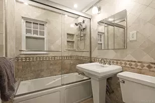 56-43 195th St, Fresh Meadows, NY 11365 - Photo 16