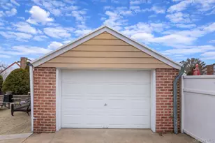 56-43 195th St, Fresh Meadows, NY 11365 - Photo 30