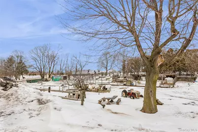 250 Main Road, Riverhead, NY 11901 - Photo 30