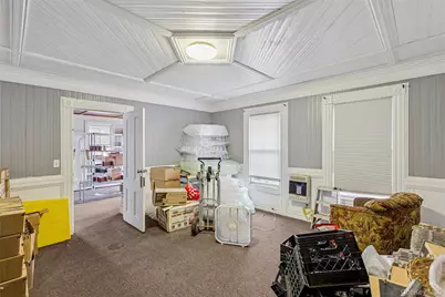 250 Main Road, Riverhead, NY 11901 - Photo 14