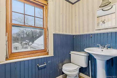 250 Main Road, Riverhead, NY 11901 - Photo 24