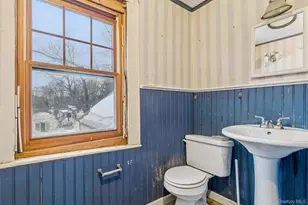 250 Main Rd, Riverhead, NY 11901 - Photo 24