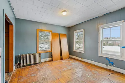 250 Main Road, Riverhead, NY 11901 - Photo 22