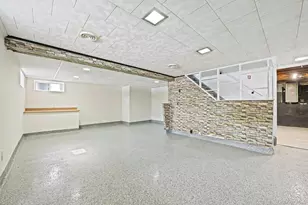 526 Albert St, East Meadow, NY 11554 - Photo 26