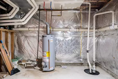 48 Avolet Court, Mount Sinai, NY 11766 - Photo 28