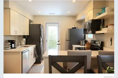 38 Woodridge Road, Hampton Bays, NY 11946 - Photo 8