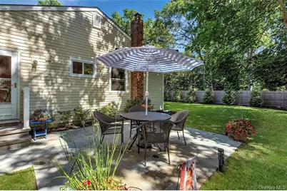 38 Woodridge Road, Hampton Bays, NY 11946 - Photo 2