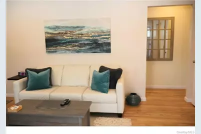 38 Woodridge Road, Hampton Bays, NY 11946 - Photo 6