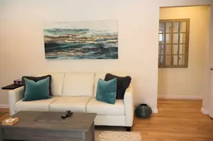 38 Woodridge Rd, Hampton Bays, NY 11946 - Photo 6