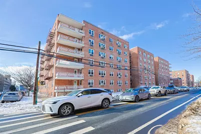 3420 Parsons Boulevard #3G, Flushing, NY 11354 - Photo 2