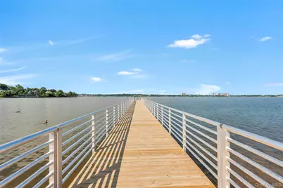 22 Bayside Drive, Great Neck, NY 11023 - Photo 36