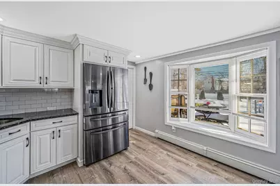 19 Osborne Avenue, Mount Sinai, NY 11766 - Photo 16