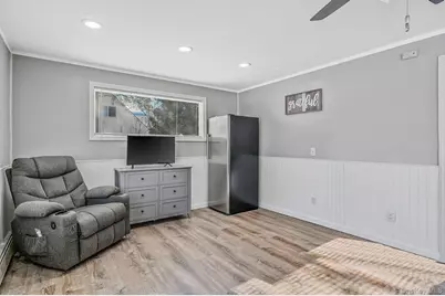 19 Osborne Avenue, Mount Sinai, NY 11766 - Photo 12