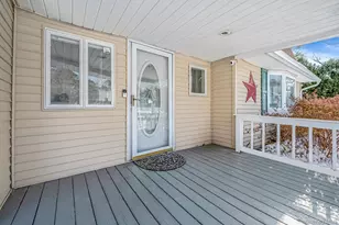 19 Osborne Ave, Mount Sinai, NY 11766 - Photo 4