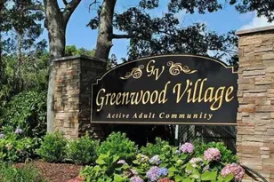 16 Village Cir E, Manorville, NY 11949 - Photo 2