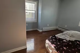 14-29 Pearl St, Far Rockaway, NY 11691 - Photo 4