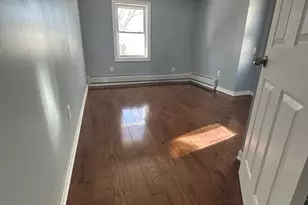 14-29 Pearl St, Far Rockaway, NY 11691 - Photo 6