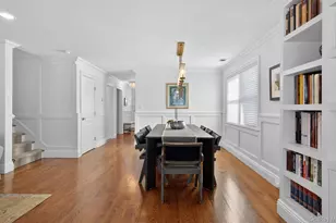 211 Barton Ave, Melville, NY 11747 - Photo 14