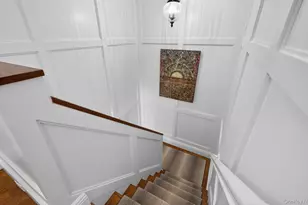 211 Barton Ave, Melville, NY 11747 - Photo 22