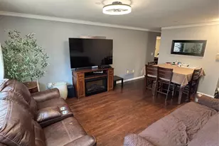 191A W Kingsbridge Rd, Bronx, NY 10463 - Photo 2