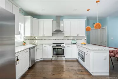 87 Washington Heights Avenue, Hampton Bays, NY 11946 - Photo 12