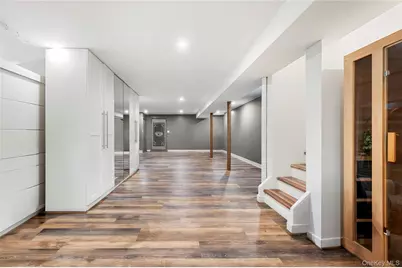 87 Washington Heights Avenue, Hampton Bays, NY 11946 - Photo 24