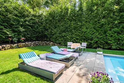 87 Washington Heights Avenue, Hampton Bays, NY 11946 - Photo 38