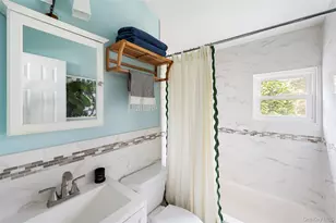 87 Washington Heights Ave, Hampton Bays, NY 11946 - Photo 24