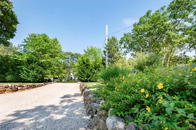 87 Washington Heights Avenue, Hampton Bays, NY 11946 - Photo 40