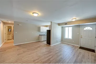 27 El Camino Court #27, Coram, NY 11727 - Photo 4