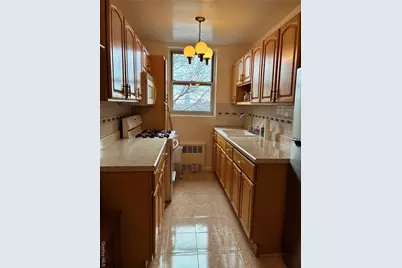 1430 Thieriot Avenue #5L, Bronx, NY 10460 - Photo 2