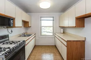 1 Ascot Ridge, Great Neck, NY 11021 - Photo 10