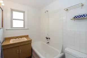 1 Ascot Ridge, Great Neck, NY 11021 - Photo 14