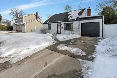 35 Kenwood Avenue, Massapequa, NY 11758 - Photo 2