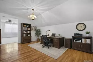 26 Terrace Ave, Floral Park, NY 11001 - Photo 24