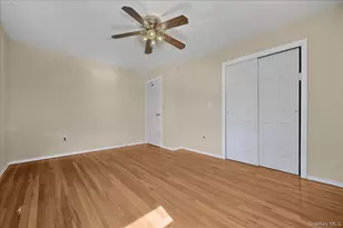 26 Terrace Ave, Floral Park, NY 11001 - Photo 14