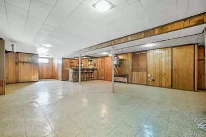 26 Terrace Avenue, Floral Park, NY 11001 - Photo 30