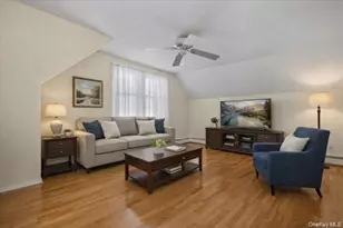 26 Terrace Ave, Floral Park, NY 11001 - Photo 6