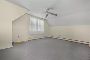 26 Terrace Ave, Floral Park, NY 11001 - Photo 18