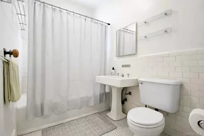 2120 22nd Road, Astoria, NY 11105 - Photo 6