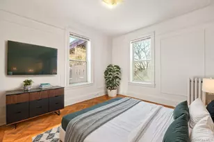 21-20 22nd Rd, Astoria, NY 11105 - Photo 4