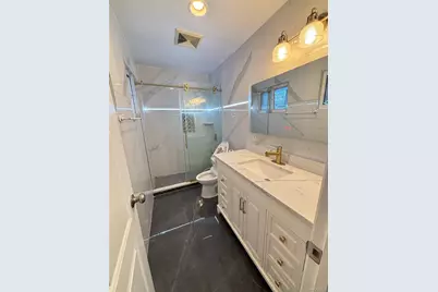 105 Seaman Road, Jericho, NY 11753 - Photo 10