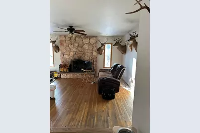 38 Maria Court, Holbrook, NY 11741 - Photo 18