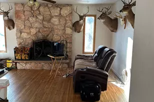 38 Maria Ct, Holbrook, NY 11741 - Photo 18