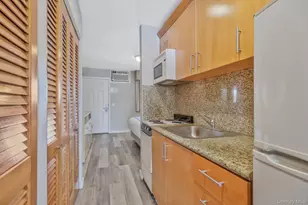 131 S Emerson Ave, Montauk, NY 11954 - Photo 6