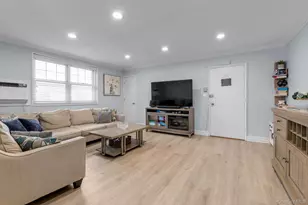 60-44 Little Neck Pkwy, Little Neck, NY 11362 - Photo 4