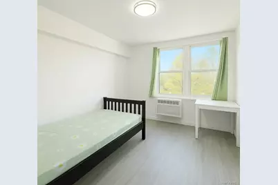 14424 37 Avenue #5, Flushing, NY 11354 - Photo 4