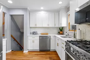 39 Garnet Ln, Plainview, NY 11803 - Photo 10